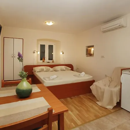 Apartment Caralipeo Makarska